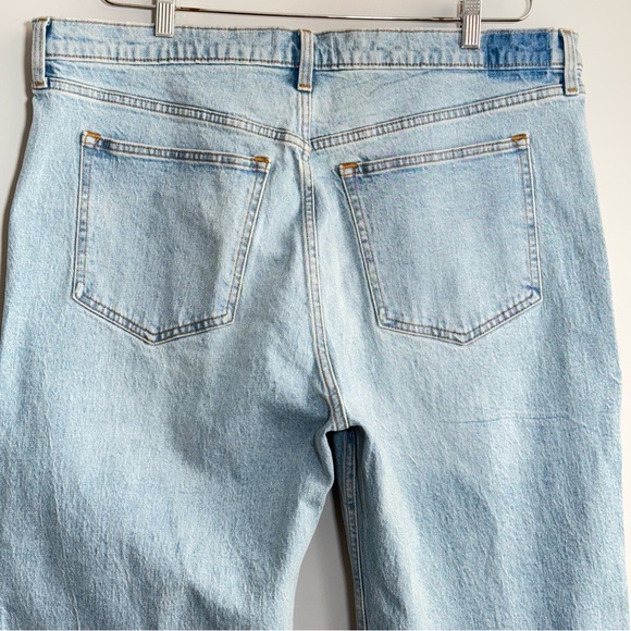NWT Abercrombie Fitch The 90s High Rise Relaxed Jean Medium With Front Yoke 34 S - Picture 9 of 16